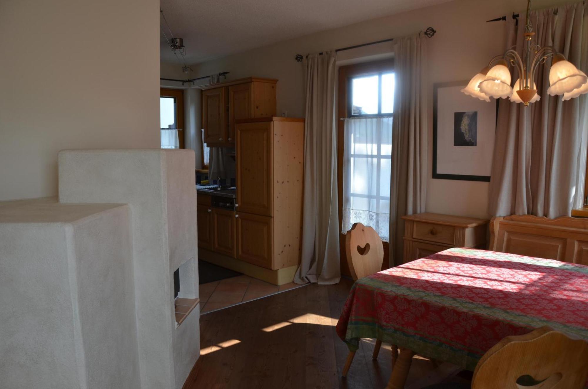 Апартаменти Haus Enzian Зефельд-ін-Тіроль Екстер'єр фото